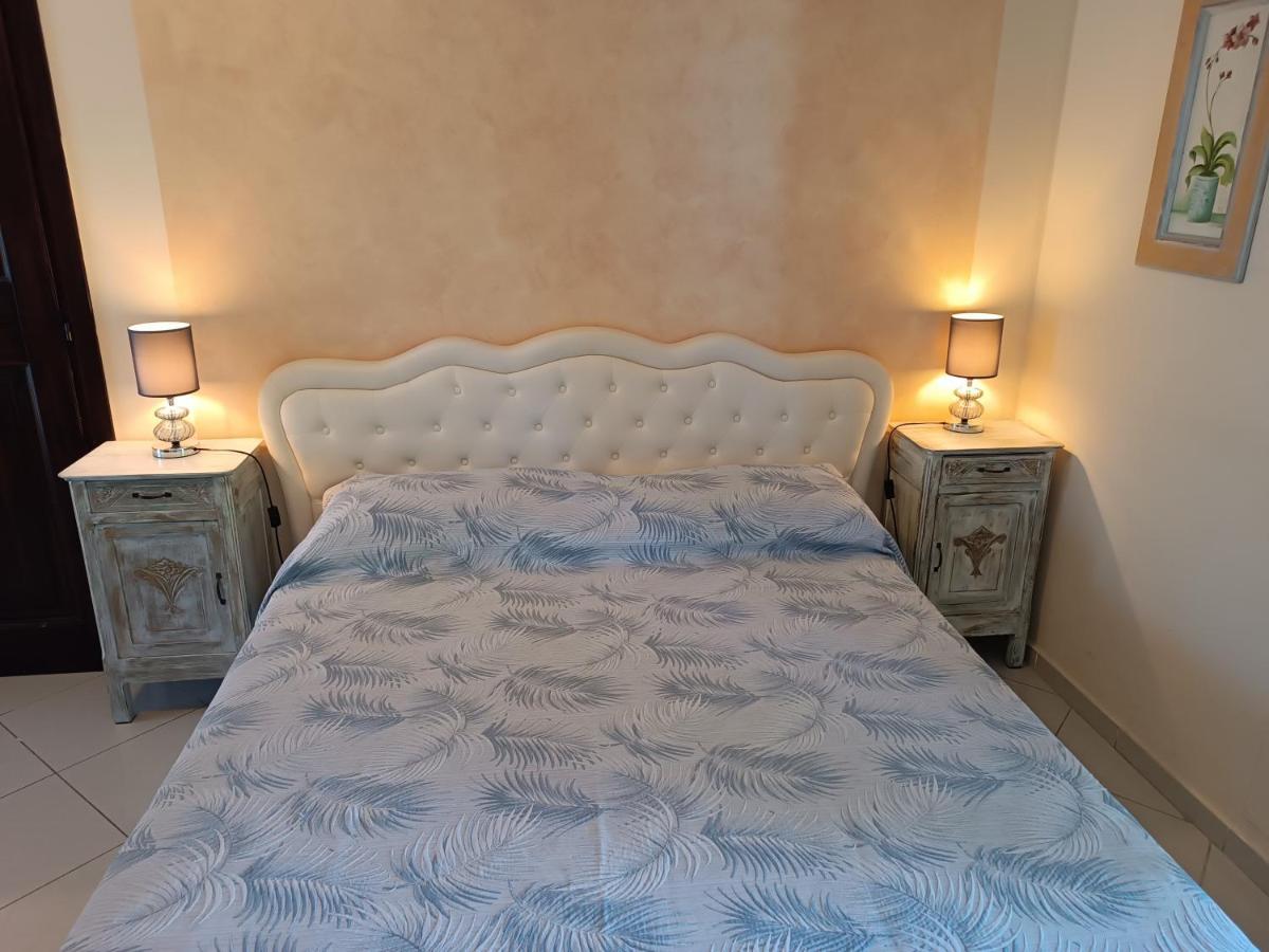 Domus Langhe B&B Treiso Extérieur photo